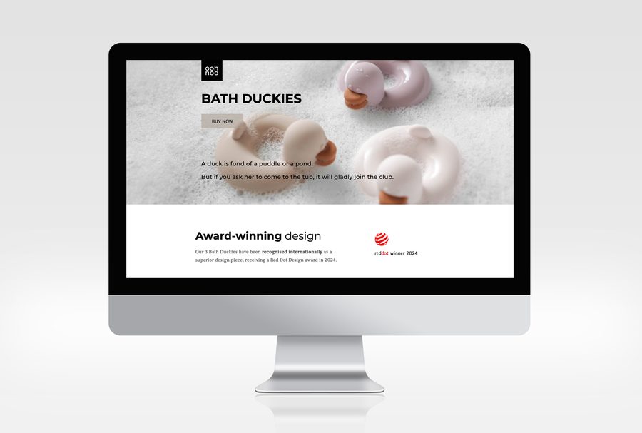 Spletna stran Bath Duckies na zaslonu računalnika
